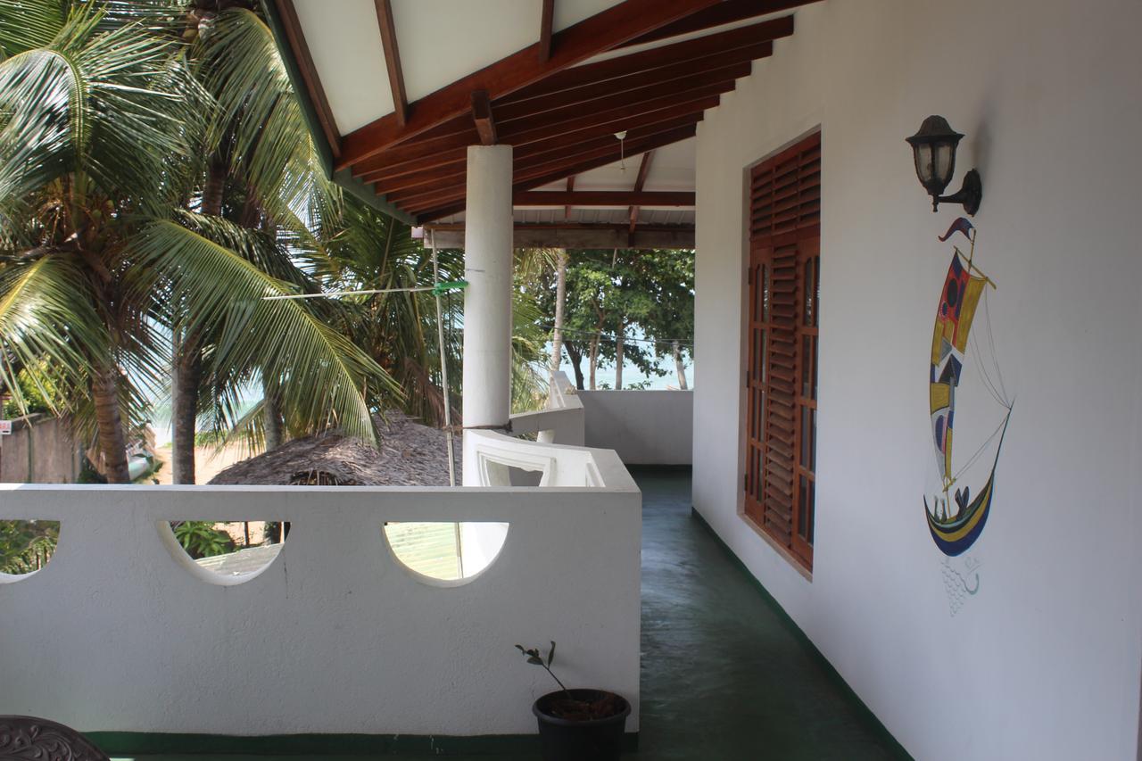 تانجالي Julie Guest House المظهر الخارجي الصورة