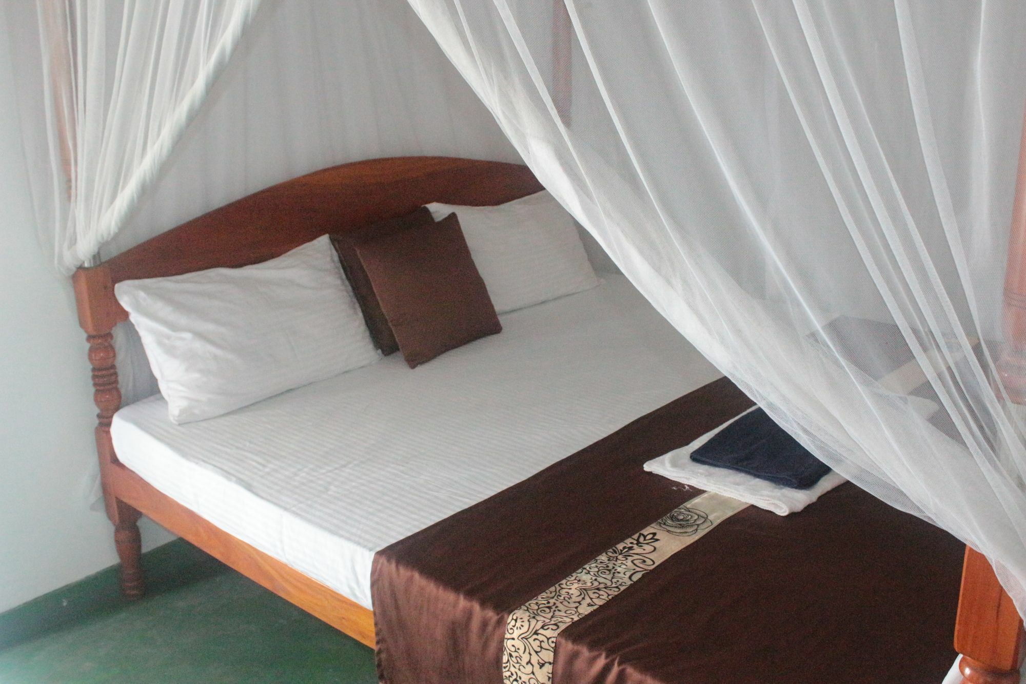 تانجالي Julie Guest House المظهر الخارجي الصورة