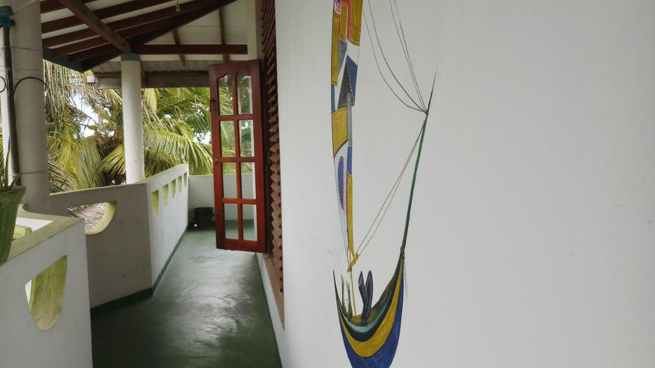 تانجالي Julie Guest House المظهر الخارجي الصورة